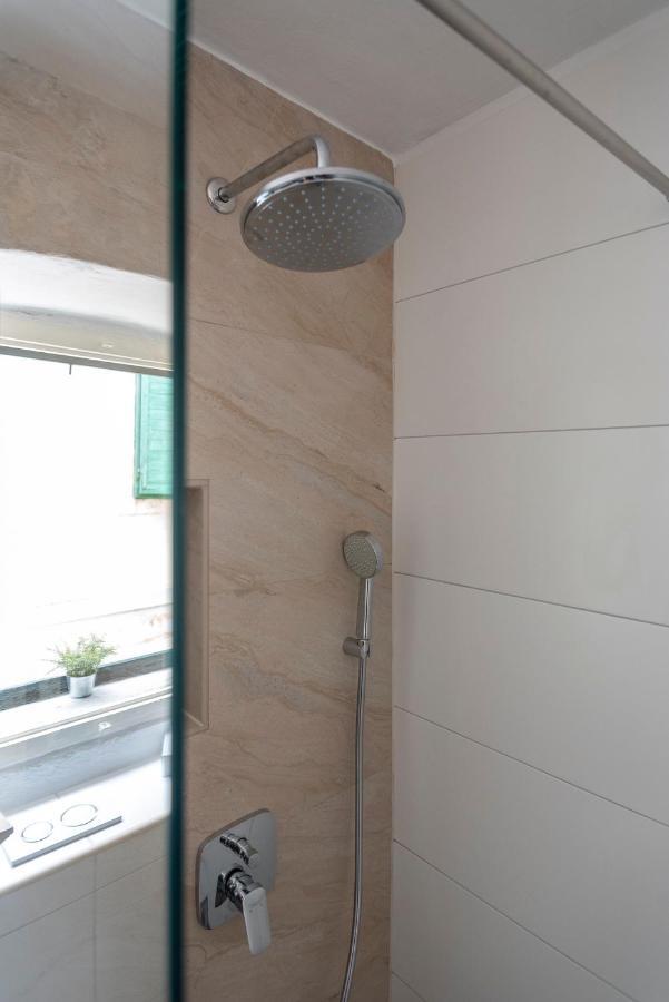 Guesthouse NINA Kaštel Novi Extérieur photo